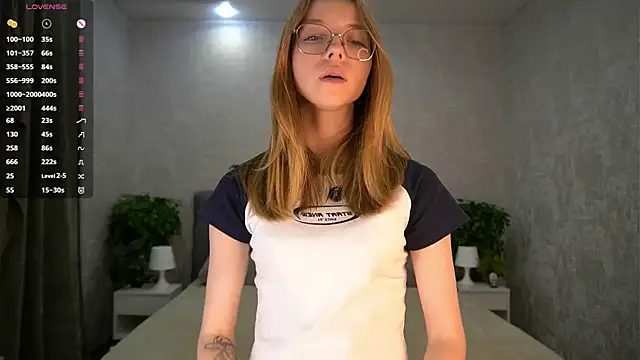 BarbaraViggiani online show from November 8, 6:57 pm