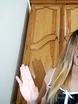 indilasixeey online show from December 17, 4:05 am