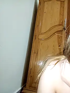 indilasixeey online show from February 3, 6:22 am