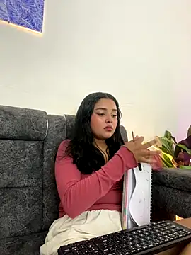 ladulceale online show from November 25, 8:20 pm