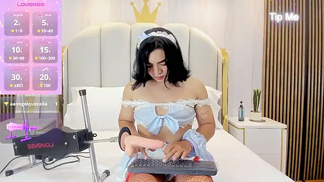 SweetKata  online show from November 1, 7:40 pm