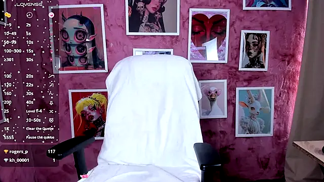 lexirouge   online show from December 13, 7:53 pm