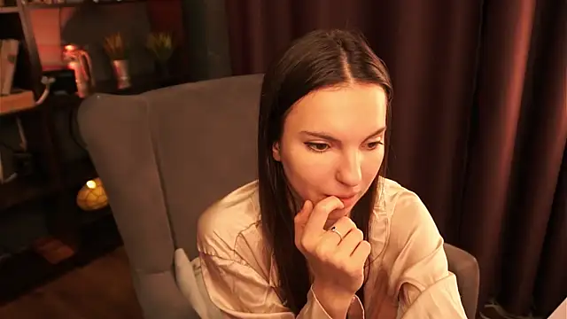 grace allenn online show from November 27, 6:38 am