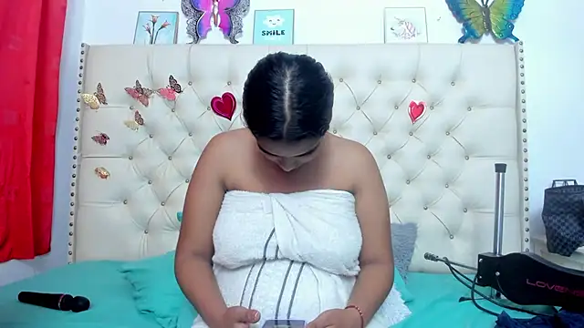 celena wonder online show from May 14, 8:36 pm