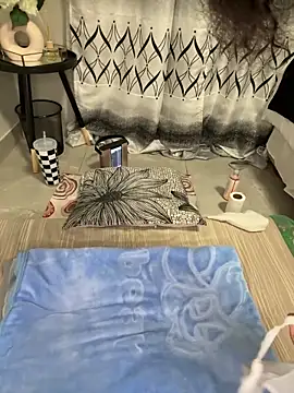 Nicole bash online show from May 29, 6:55 am