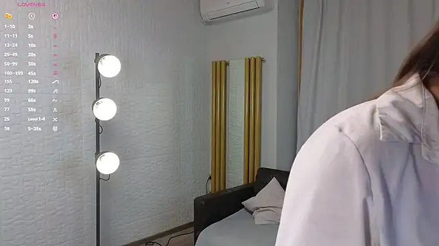 LeliaPeeler online show from November 22, 4:42 pm