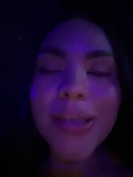 amber white15 online show from November 29, 1:20 am