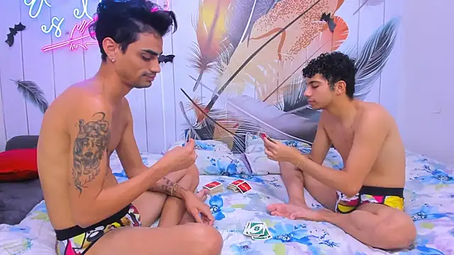 huntboyss online show from November 22, 4:26 am