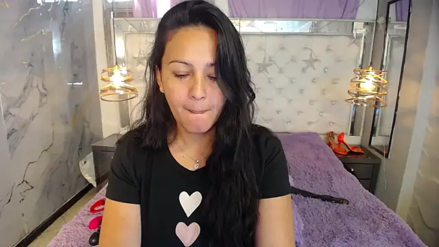 Melissa-roberts online show from December 19, 6:55 pm