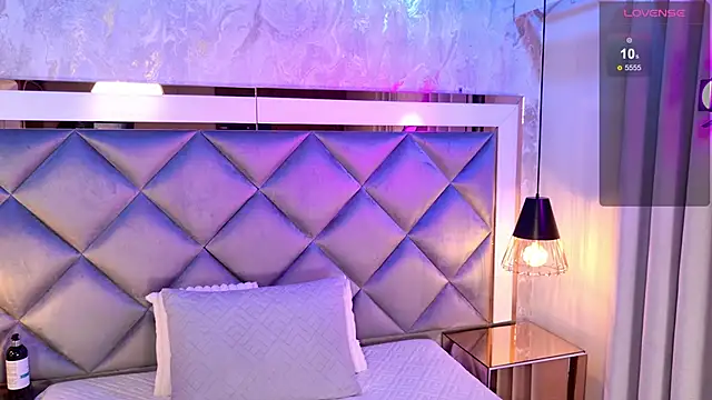  giggy 2 online show from November 21, 11:45 am