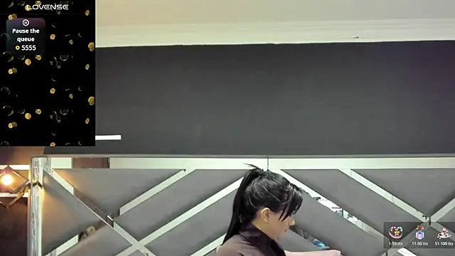 ScarlettParker online show from October 25, 1:08 pm