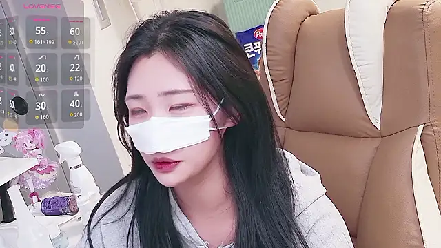 Milk Sola online show from June 29, 12:49 pm