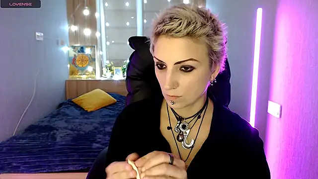 Sweet-n-Strong online show from November 23, 1:46 pm