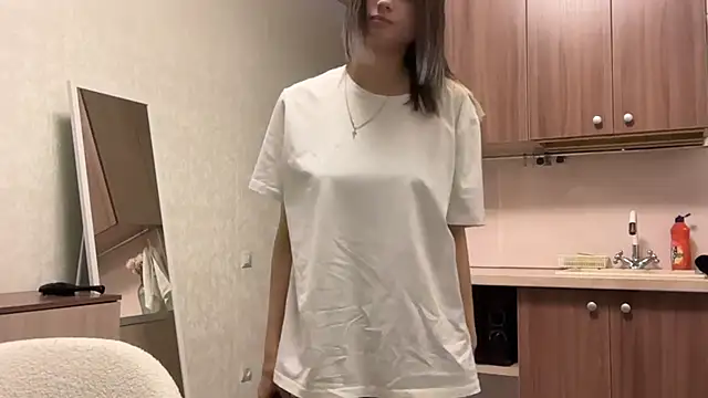 AidaGloshen online show from October 24, 6:48 pm