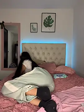 BIJOU SECRET online show from March 1, 5:51 am