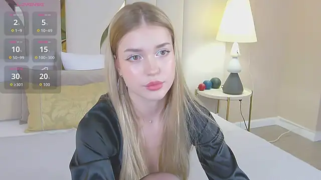JenniNellson online show from May 27, 5:21 pm