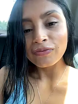 saragrey77 online show from November 16, 4:07 pm