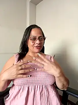 Angie milf50 online show from April 19, 8:55 pm