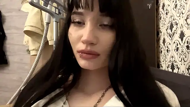 SofiaDreams09 online show from November 25, 2:30 pm