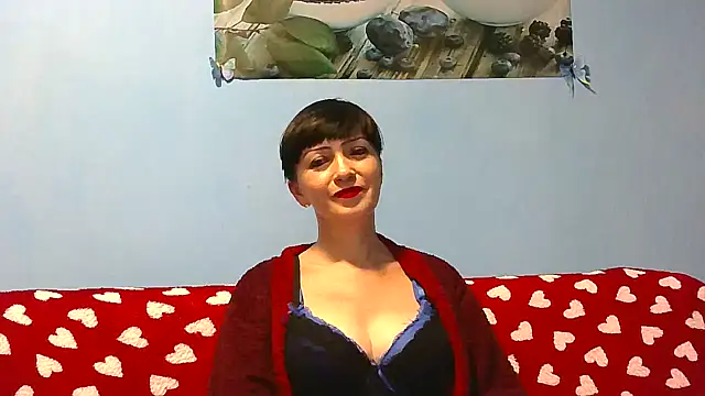 IffetLove42 online show from November 18, 6:42 pm