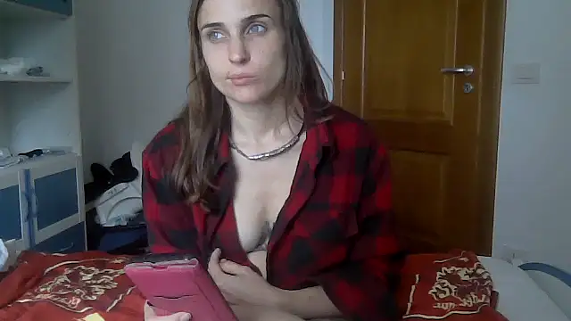 SinnEmily online show from April 14, 7:41 am