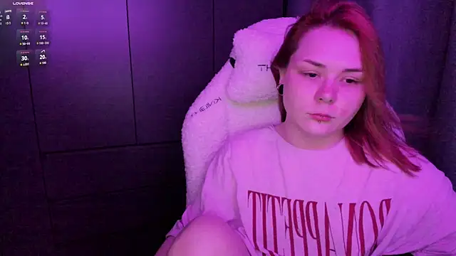 sophia lix online show from July 4, 8:16 pm
