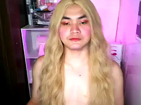 hot chieaxxx online show from November 21, 6:15 am