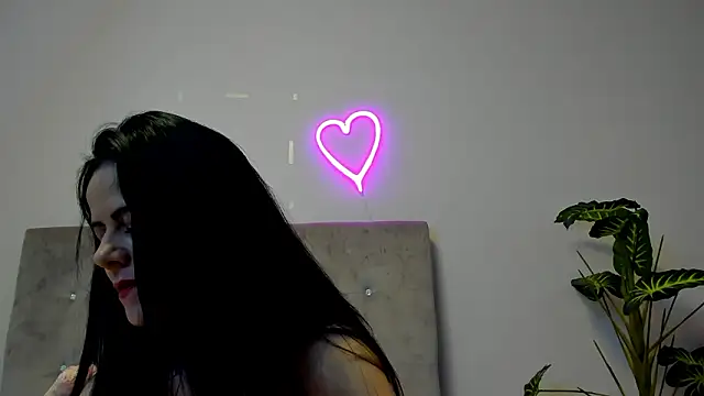 brianaflynt online show from February 15, 7:35 pm