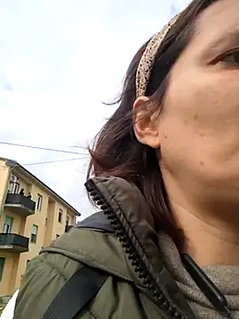 Piediniecollant online show from February 24, 11:42 am