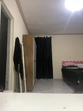 morenahhwy online show from March 4, 2:07 am