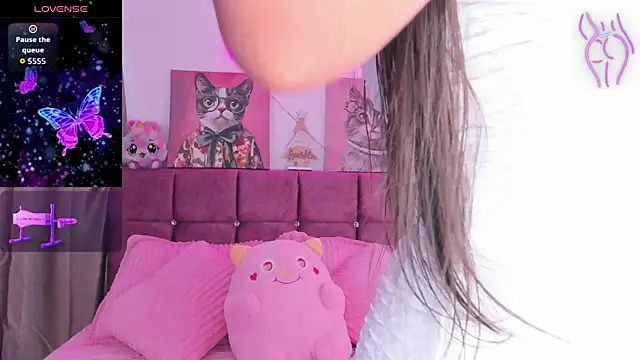 alissonsweet18 online show from December 5, 1:45 pm