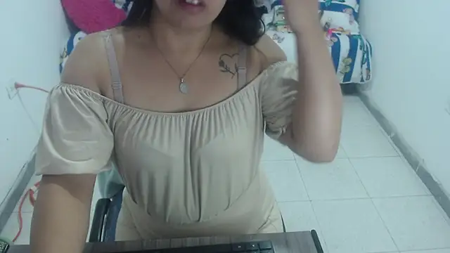 Alanafire online show from December 1, 1:36 pm