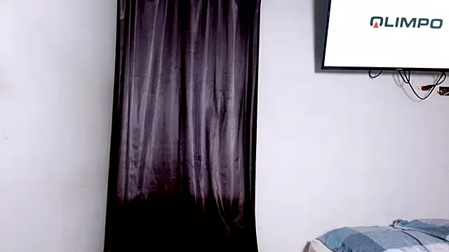 Mia sexylatin online show from April 16, 9:09 am