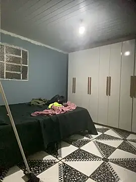 sabrinaneves online show from February 3, 9:07 pm