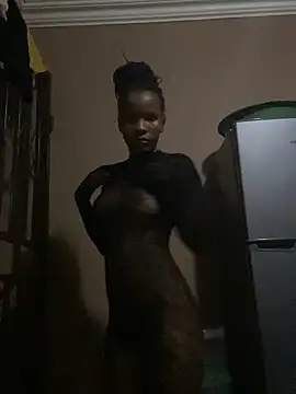 Maahlerh123 online show from November 13, 3:38 am