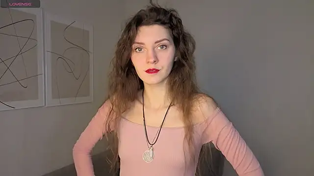 LauraYoungg online show from February 20, 9:26 pm