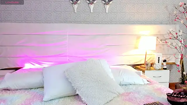 LahanaKimish online show from January 8, 11:25 am