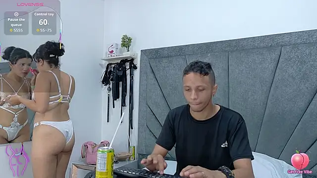 DamianandEva online show from February 18, 12:48 pm