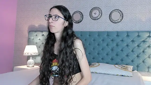 GirafMusic online show from December 3, 1:35 pm