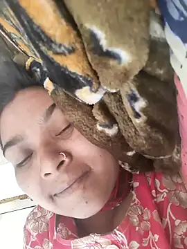 Cute Arushi online show from December 17, 9:24 am