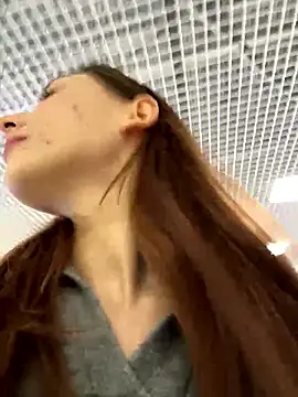 LilluKatten online show from March 7, 3:30 pm