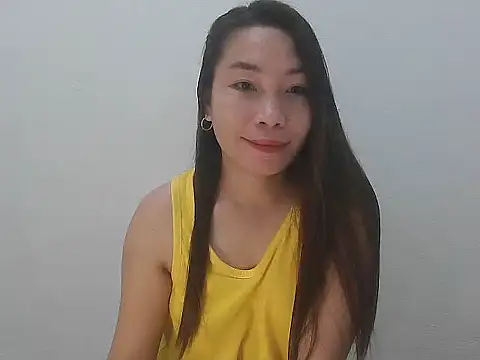 Wild hot Lyn online show from November 28, 6:55 pm