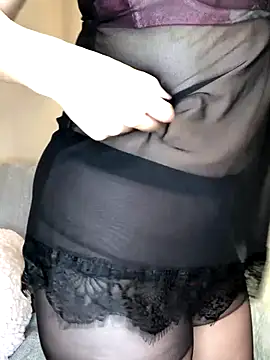 Snapshot of reika33 chatting on November 12, 12:25 pm reika33 online show from November 12, 12:25 pm