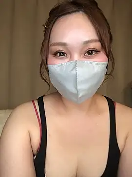 Snapshot of reika33 chatting on November 2, 11:35 am reika33 online show from November 2, 11:35 am