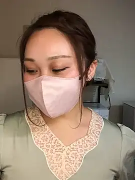 Snapshot of reika33 chatting on November 24, 11:34 am reika33 online show from November 24, 11:34 am