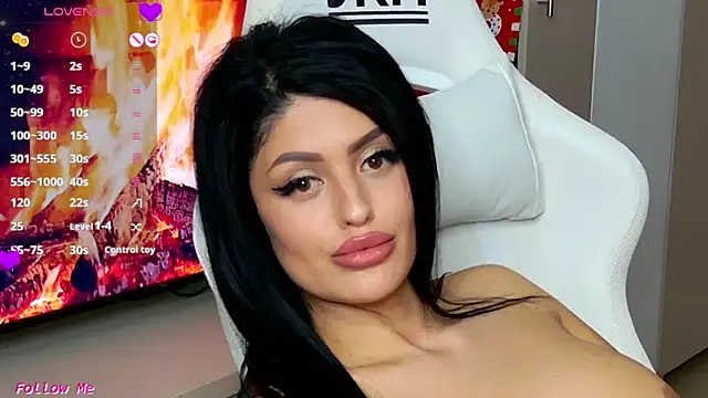 Myla-b online show from December 15, 11:10 pm