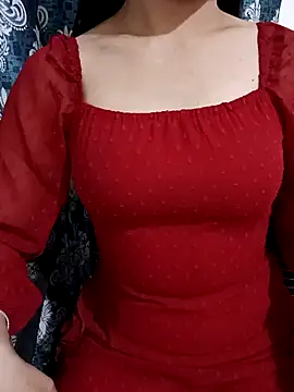 Aarti9012 online show from November 15, 6:20 pm