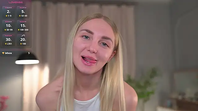 Carollina  online show from November 23, 3:36 pm