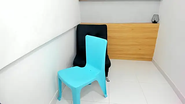 ValentinaRose4 online show from November 11, 8:28 pm