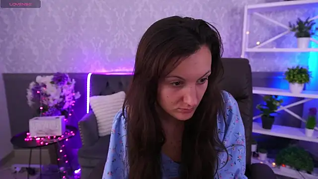 ZafiraMoonn online show from November 22, 1:36 pm